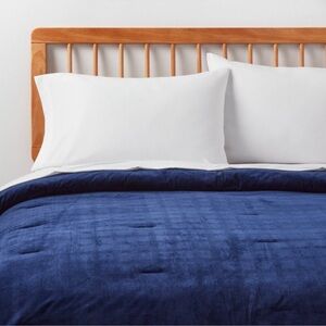 Twin/Twin Extra Long Corduroy Plaid Comforter Navy Blue - Room Essentials NEWA